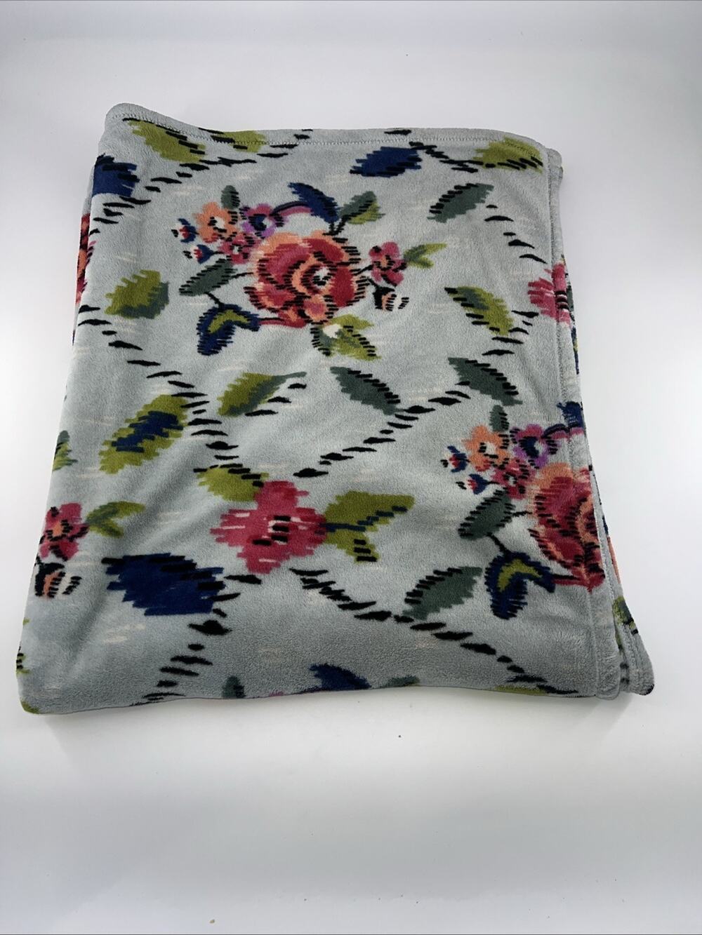 Vera Bradley Fleece Floral Home Throw Blanket Water Bouquet 77 x 45 Cottage